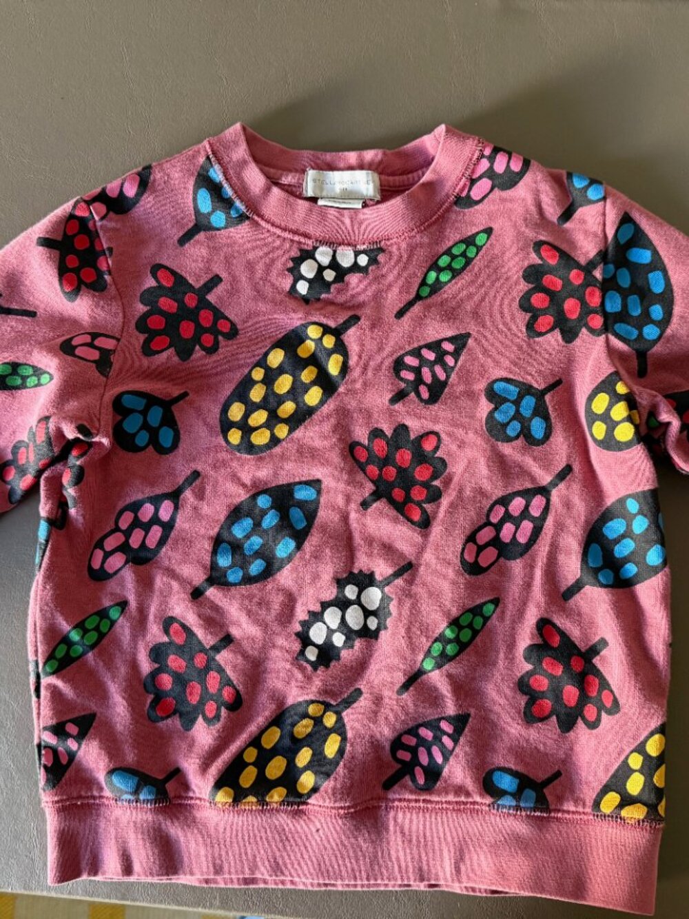 Stella McCartney kids sweatshirt "Spotty Leaves" size 6 - Picture 3 of 7